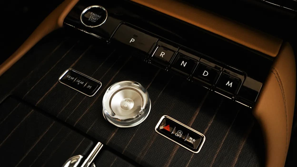 Lincoln Navigator engine